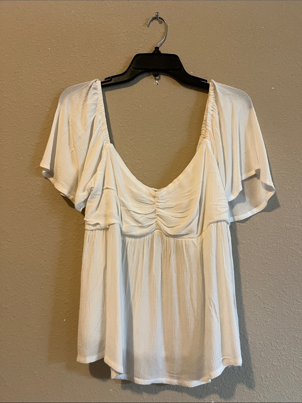 NWT O’Neill Women's White Flutter Sleeve Ruched Peasant Top Large